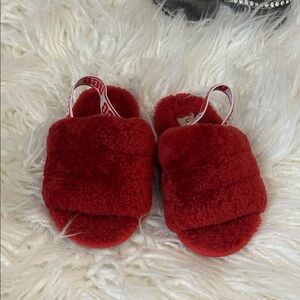 Kids Ugg fluff yea slippers size 9